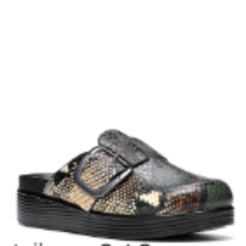 Donald Pliner Fiona Wedge Clog